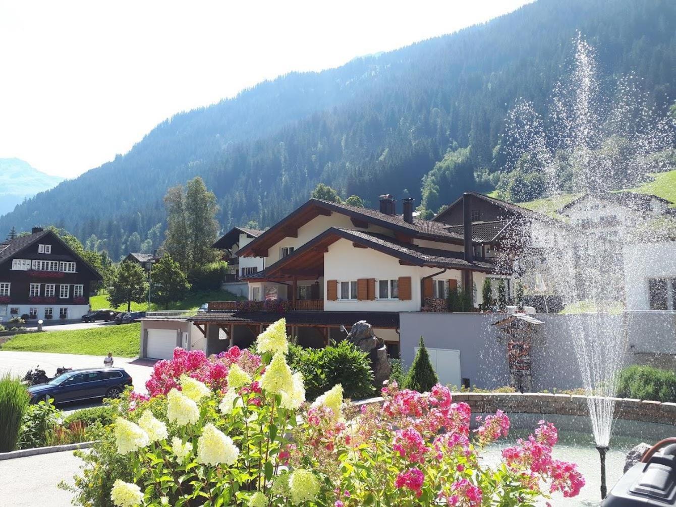 Ferienwohnung Haus Dagmar Silbertal Exterior foto